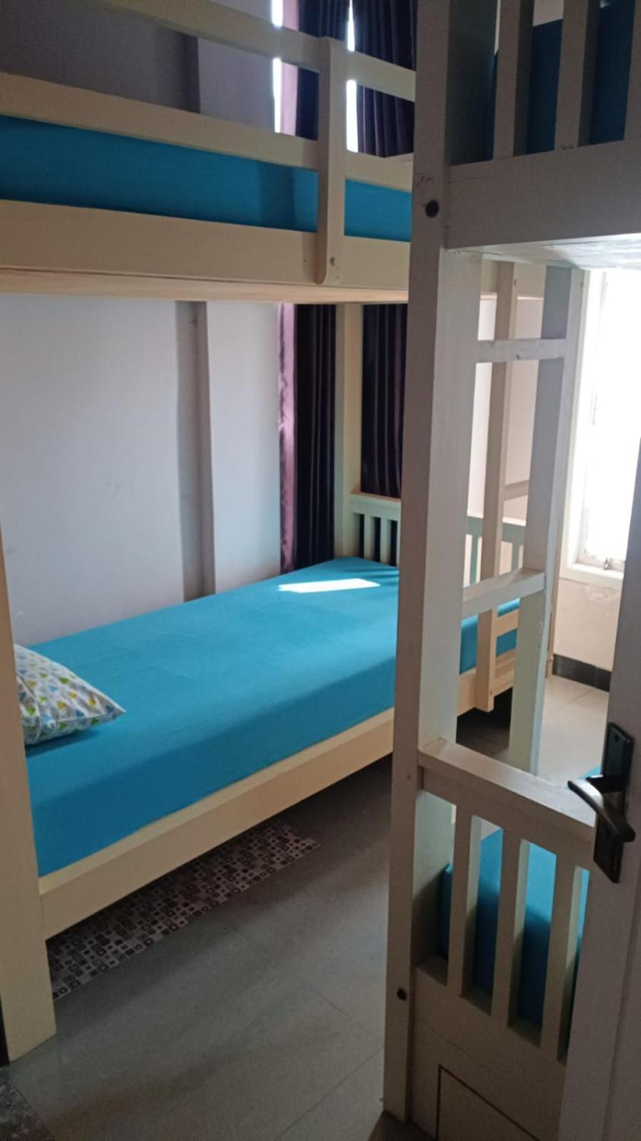 Gigafa Homestay Проболинго Экстерьер фото